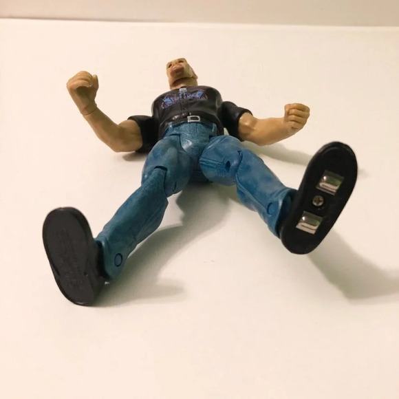 1999 WWE Titan Tron Stone Cold Steve  Austin Jakks Wrestling Action Figure - Picture 8 of 10